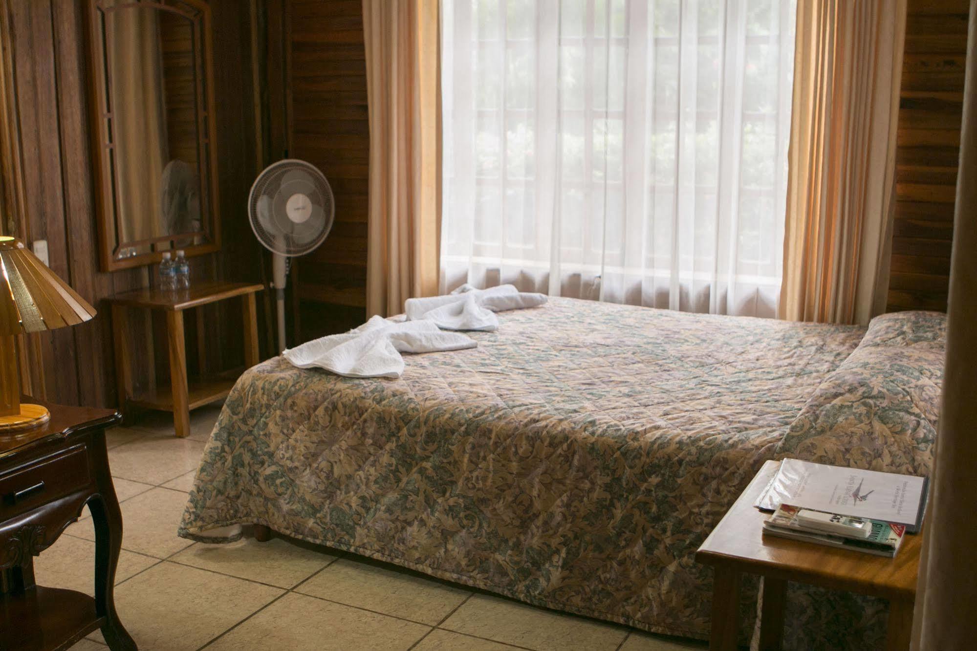 Santa Elena Lodge Cuajiniquil 외부 사진